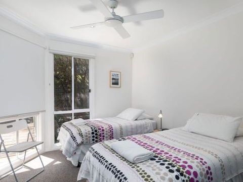 SPINIFEX Gerroa 4pm Check Out Sundays - Accommodation Newcastle 3