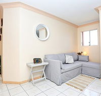 Enjoy Sunsets  Waterviews From Your Private Balcony - Accommodation Newcastle