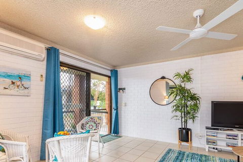 Air Conditioned Unit Stones Throw To The Waterfront - Accommodation Newcastle 3