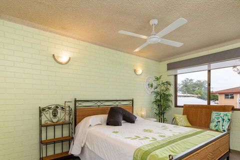 Air Conditioned Unit Stones Throw To The Waterfront - Accommodation Newcastle 5