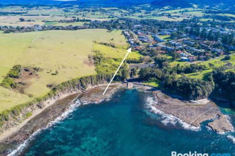 BLUE WATERS Gerringong 4pm Check Out Sundays - Accommodation Newcastle 4