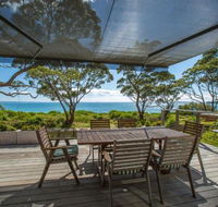 On The Beach at Vincentia 4pm Check Out Sundays - Accommodation Newcastle