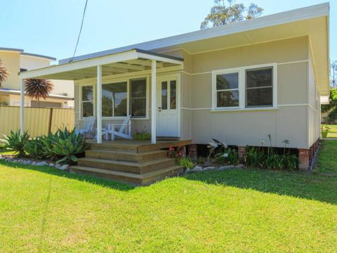Propeller Lime In Huskisson 4pm Check Out Sundays - Accommodation Newcastle 0
