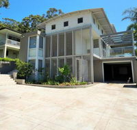 Shorelines at Hyams 4pm Check Out Sundays - Accommodation Newcastle