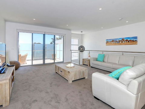 Rosalea By The Bay - Accommodation Newcastle 6