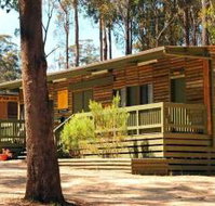 Lakes Entrance Log Cabins - Accommodation Newcastle