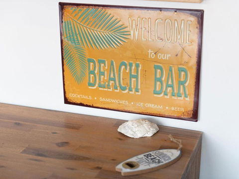 Rosebud Beachside Gem - Accommodation Newcastle 2
