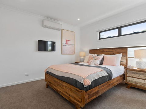 Rosebud Beachside Gem - Accommodation Newcastle 4
