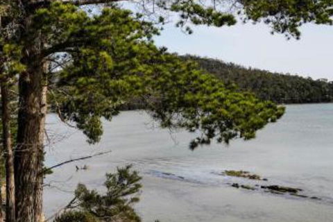 Rockpool Cottage - Accommodation Newcastle 4