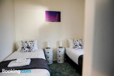Rockpool Cottage - Accommodation Newcastle 2