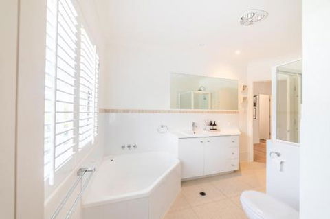 Beaches - Accommodation Newcastle 6