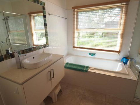 Summerside At 80 Sandy Point Rd Sandy Point - Accommodation Newcastle 3