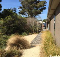 3 Anderson Avenue Sandy Point - Accommodation Newcastle