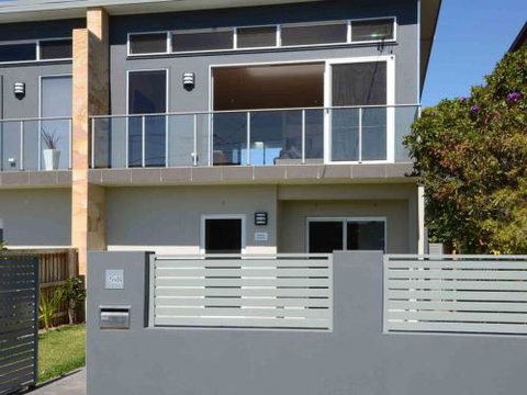 KIAMA SUNRISE Kiama & Surrounds 4pm Check Out Sundays - Accommodation Newcastle 0