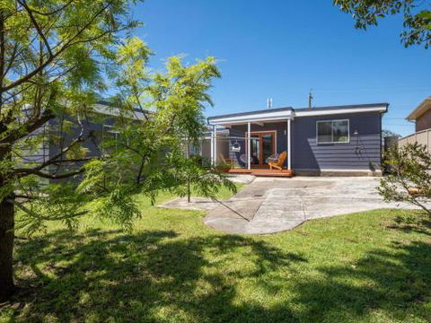 SPINDRIFT Kiama & Surrounds 4pm Check Out Sundays - Accommodation Newcastle 5