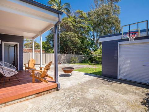 SPINDRIFT Kiama & Surrounds 4pm Check Out Sundays - Accommodation Newcastle 1