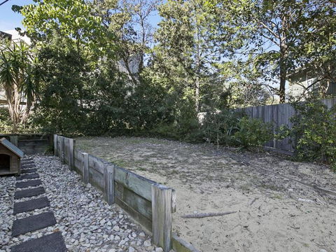 Drift Beach House - Accommodation Newcastle 2