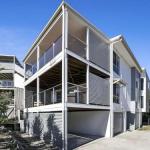 Drift Beach House - Accommodation Newcastle 0