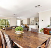 Rosebud Seaside Accommodation - Accommodation Newcastle