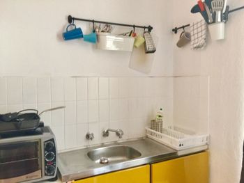 Potts Point Studio - Accommodation Newcastle 5