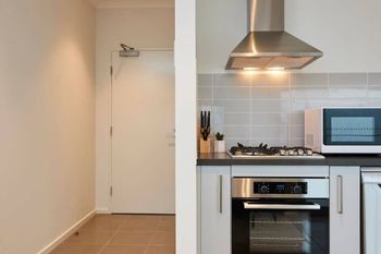 Comfortable Chadstone Flat - Accommodation Newcastle 5
