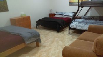 Deloraine Comfort - Accommodation Newcastle 3