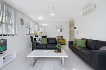 Jansea 2 - Accommodation Newcastle 5