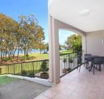 Beachport 14 Newly Renovated 2 Bedroom Apt on Parkyn Parade with Aircon - Accommodation Newcastle