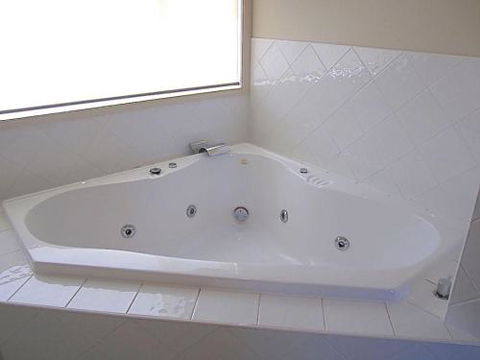 DAY DREAMING On DONLAN - Accommodation Newcastle 1