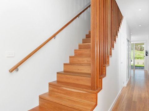 Ocean Views 41A Ocean Avenue - Accommodation Newcastle 6