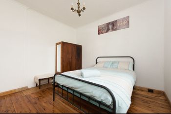Clovelly Beach Cottage H372 - Accommodation Newcastle 2