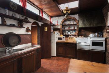 Clovelly Beach Cottage H372 - Accommodation Newcastle 4
