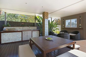 Blessings By The Sea - Accommodation Newcastle 3
