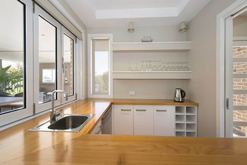 Blessings By The Sea - Accommodation Newcastle 5