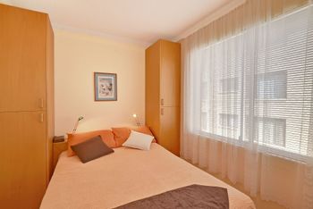 Parklea 5 - Accommodation Newcastle 6