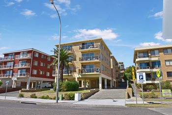 Parklea 5 - Accommodation Newcastle 1