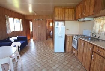 Sapphire Sun Eco Holiday Village - Accommodation Newcastle 2
