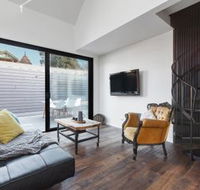 Architects Urban Retreat in Malvern - Accommodation Newcastle