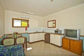 Altamira Retreat - Accommodation Newcastle 0
