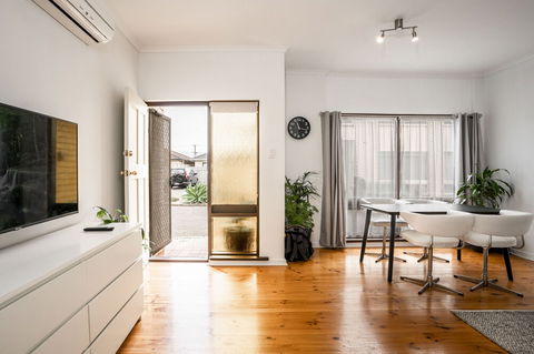 View One Three - Accommodation Newcastle 2