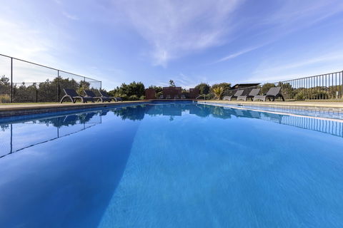 Ramada Resort By Wyndham Phillip Island - Accommodation Newcastle 1