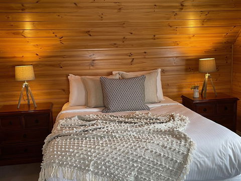 Dunes - Elegant Beach Villa With Huge Swim Spa - Accommodation Newcastle 1