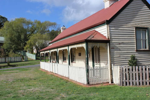 Lake Como Studio Daylesford - Accommodation Newcastle 6