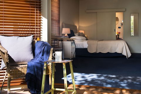 Lake Como Studio Daylesford - Accommodation Newcastle 3
