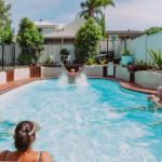 Beach & Bay Holiday House - Accommodation Newcastle 0