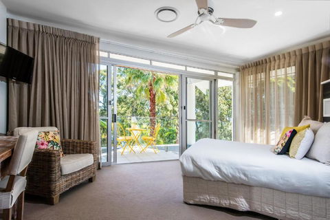 Park Cove - Accommodation Newcastle 6