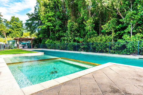 Blue Lagoon Villa B - Accommodation Newcastle 4
