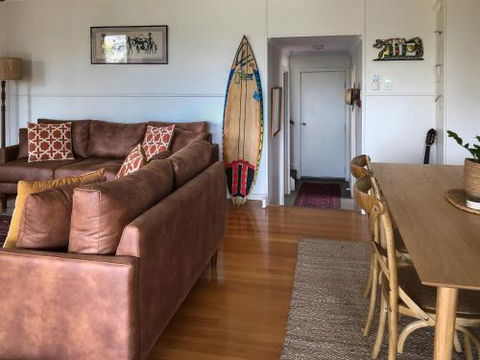 Samphire Beach House - Accommodation Newcastle 1