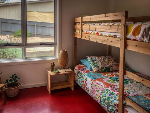 Samphire Beach House - Accommodation Newcastle 3