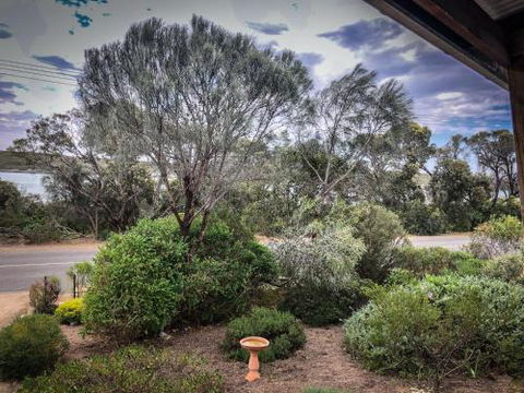 Samphire Beach House - Accommodation Newcastle 4
